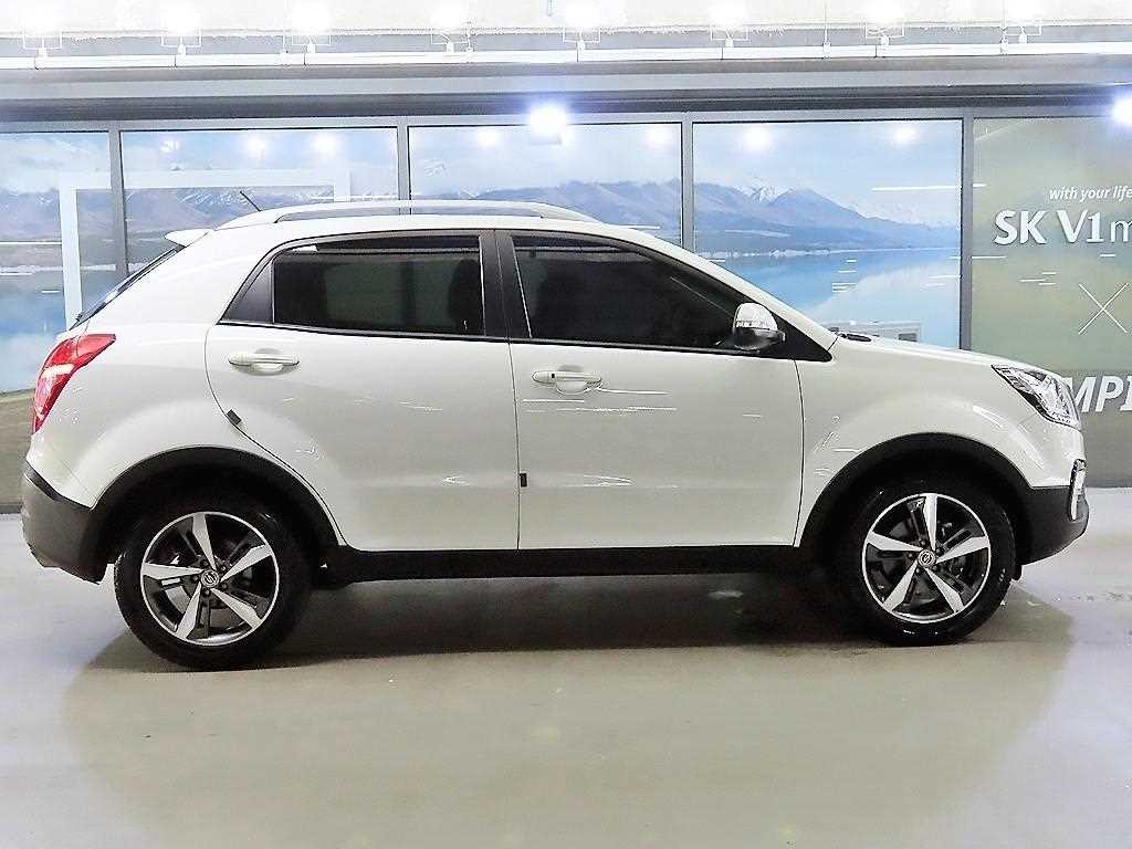 KG모빌리티(쌍용) 코란도 뉴스타일코란도C 2.2 RX 2WD 최고급형 이미지 3