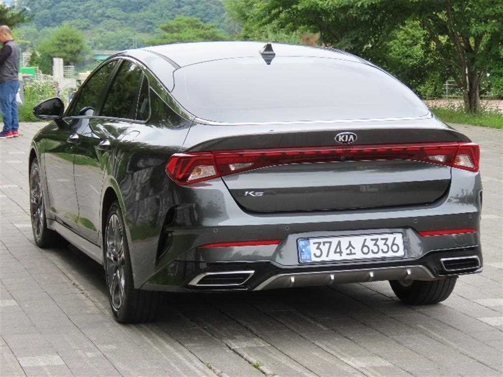 기아 K5 K5 3세대 2.0 노블레스 이미지 4