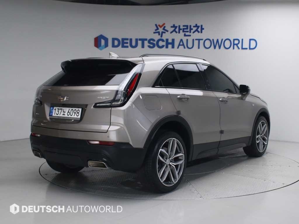 캐딜락 XT4 2.0 스포츠 AWD 이미지 2