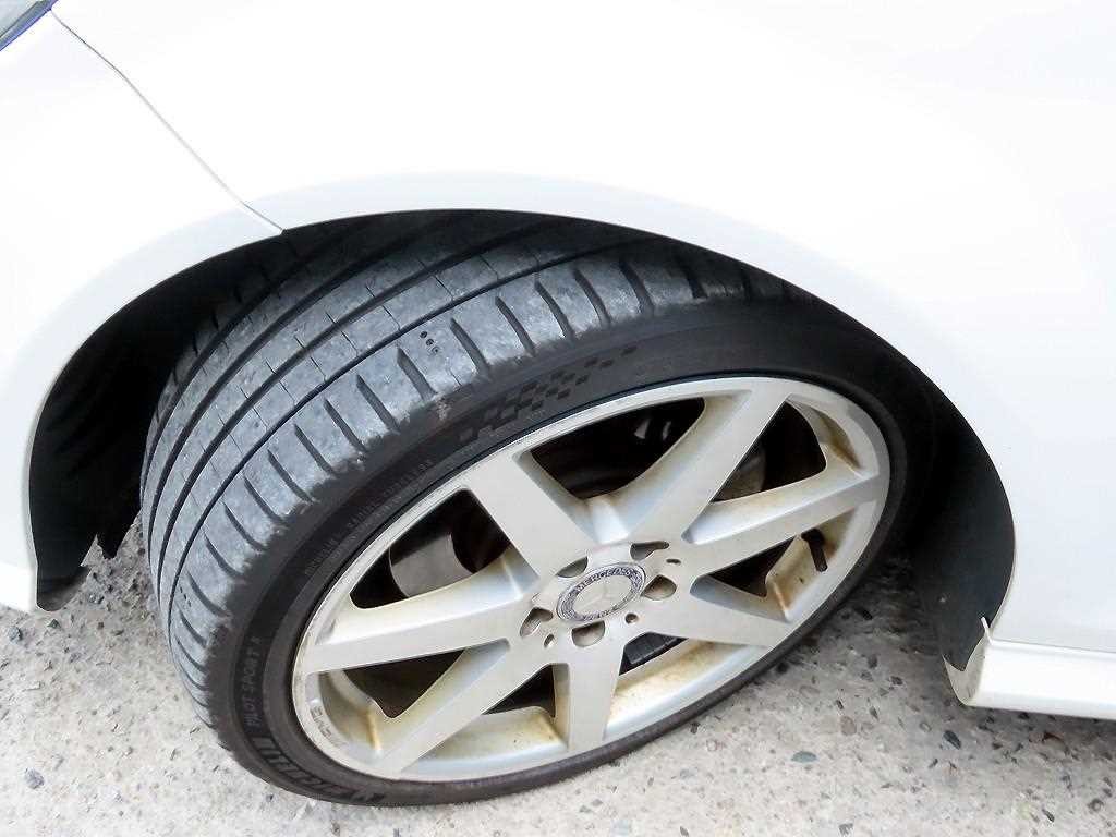 벤츠 C 클래스 C클래스 W204 C200 CGI 아방가르드 스타일패키지 이미지 20