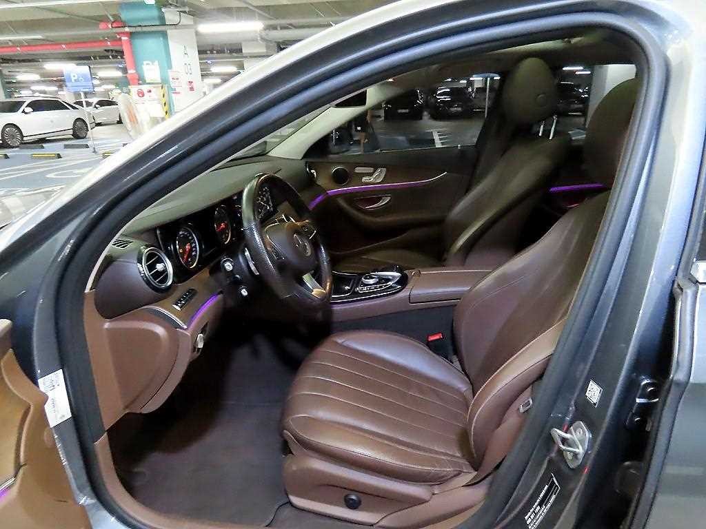 벤츠 E 클래스 E-클래스 W213 E220d 익스클루시브 이미지 6