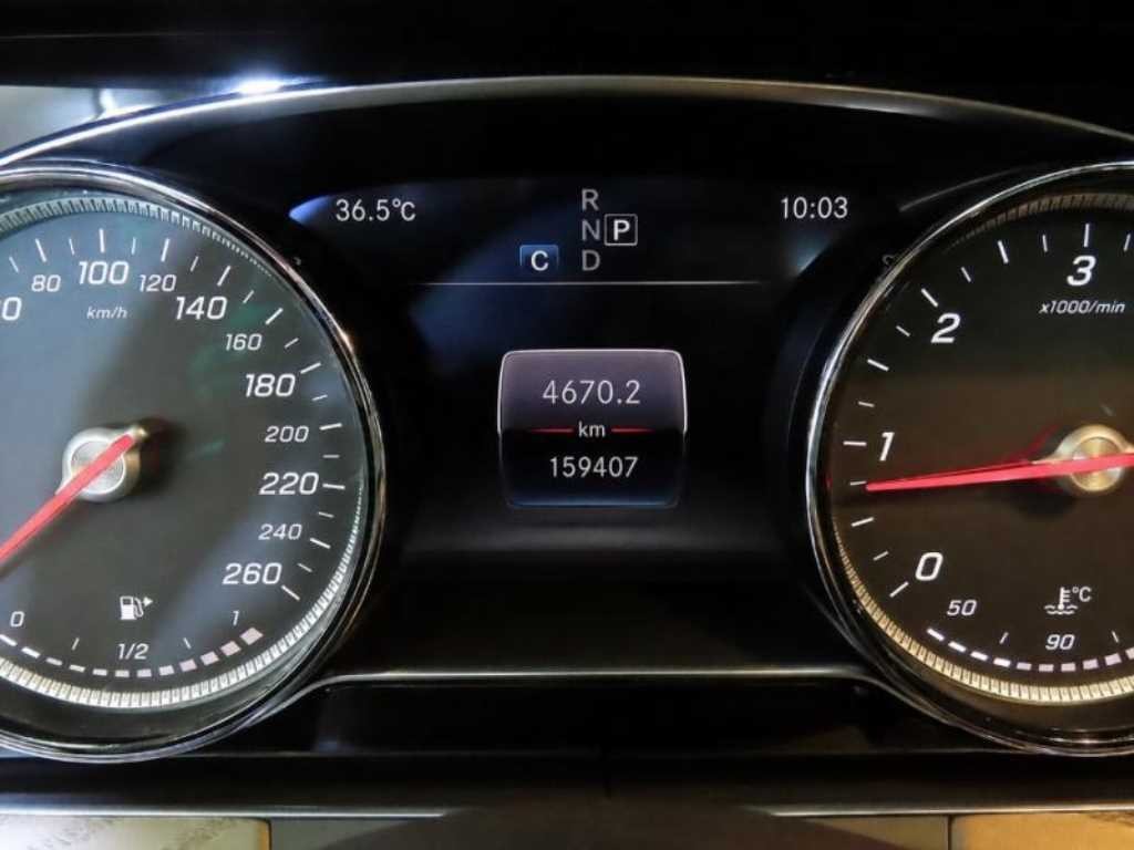 벤츠 E 클래스 E-클래스 W213 E220d 익스클루시브 이미지 9