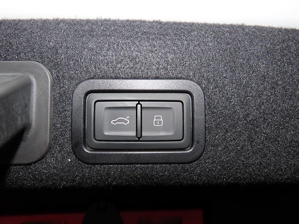 아우디 A6 뉴A6 40 TFSI 프리미엄 이미지 17