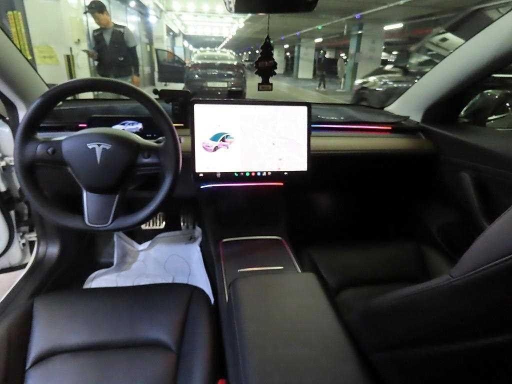 테슬라 모델 3 롱 레인지 이미지 11
