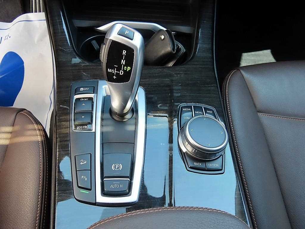 BMW X4 X4 (F26) xDrive 20d 이미지 11