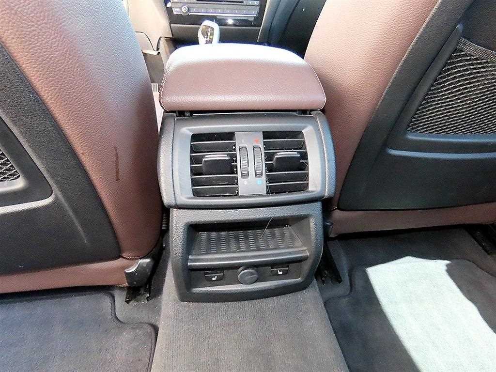 BMW X4 X4 (F26) xDrive 20d 이미지 15