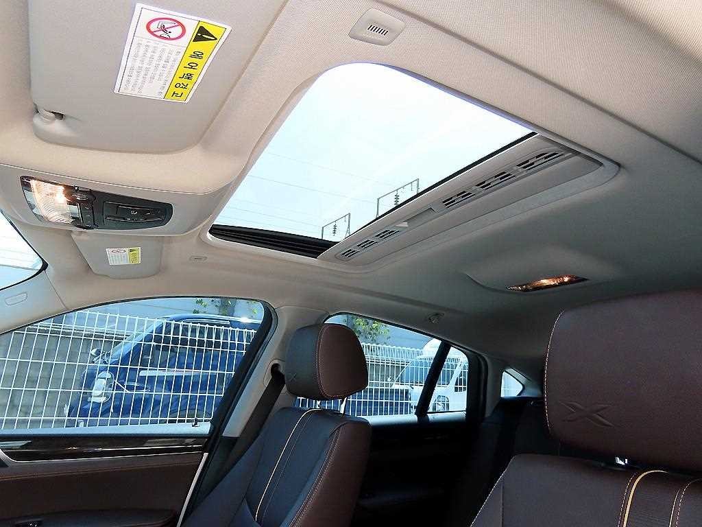 BMW X4 X4 (F26) xDrive 20d 이미지 16
