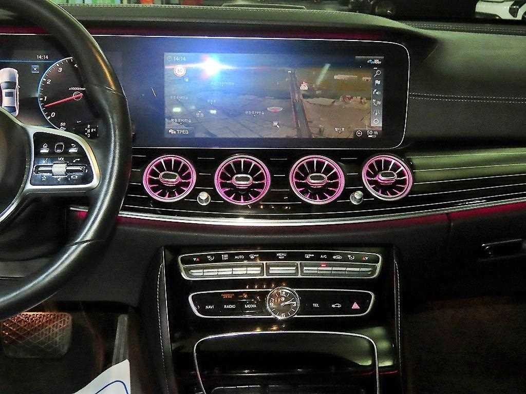 벤츠 E 클래스 E-클래스 W213 E450 4MATIC 익스클루시브 이미지 10