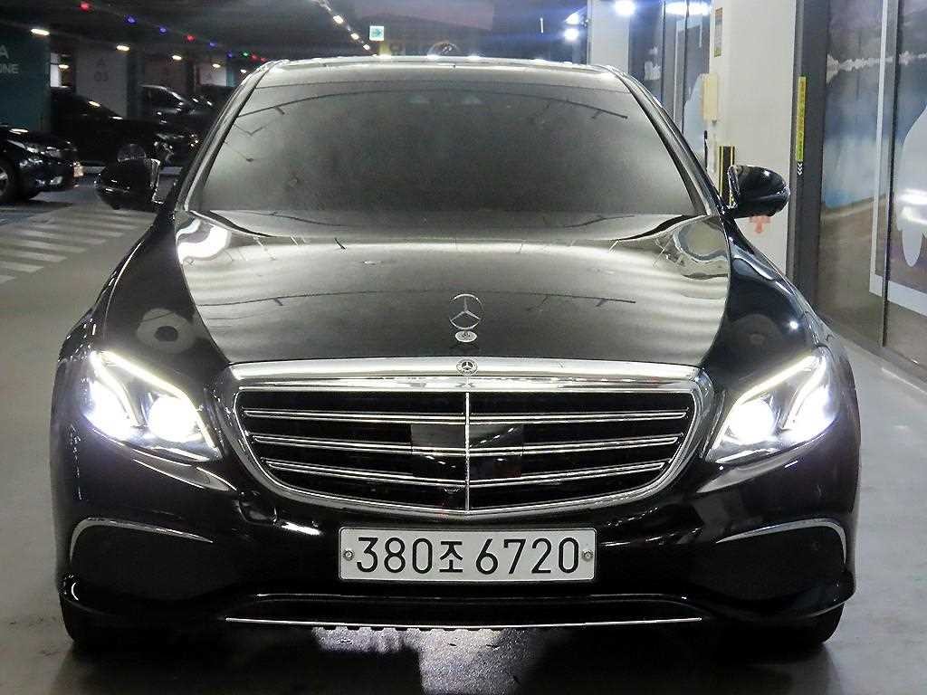 벤츠 E 클래스 E-클래스 W213 E450 4MATIC 익스클루시브 이미지 2