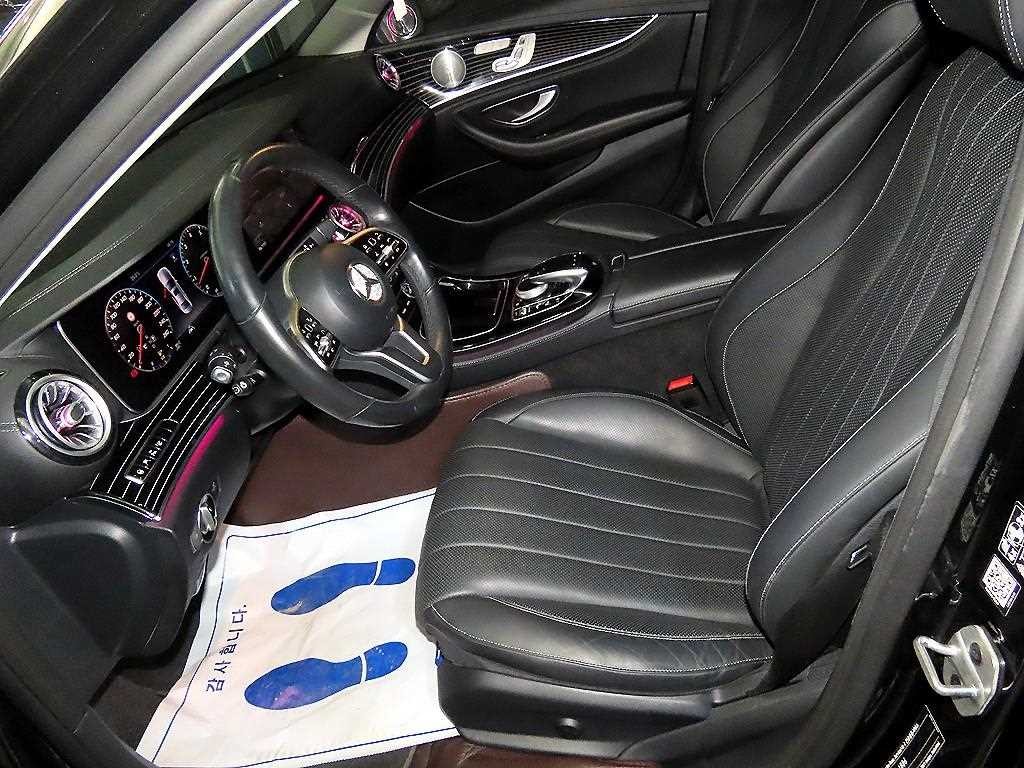 벤츠 E 클래스 E-클래스 W213 E450 4MATIC 익스클루시브 이미지 6