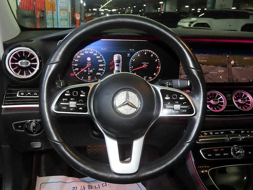벤츠 E 클래스 E-클래스 W213 E450 4MATIC 익스클루시브 이미지 8