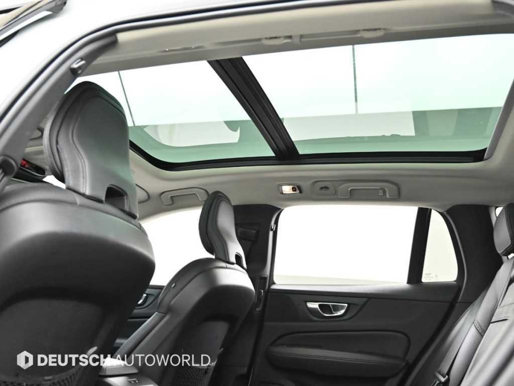 볼보 V60 V60 크로스 컨트리 2세대 2.0 T5 AWD 이미지 18