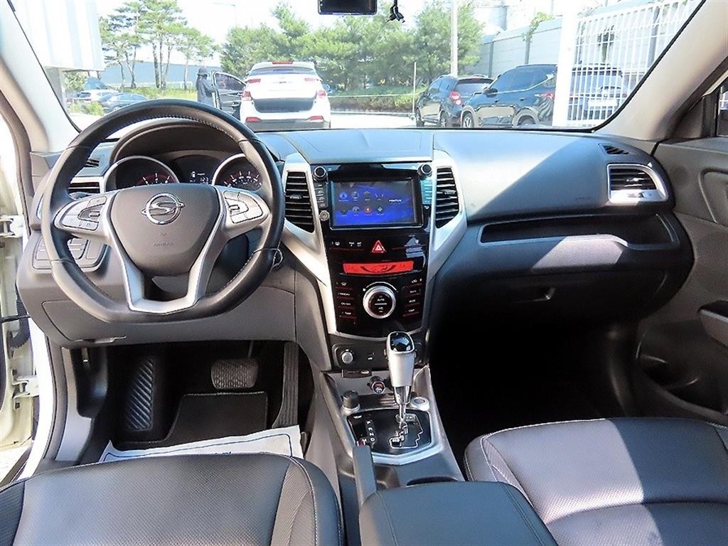 KG모빌리티(쌍용) 티볼리 가솔린 2WD 1.6 VX 이미지 7