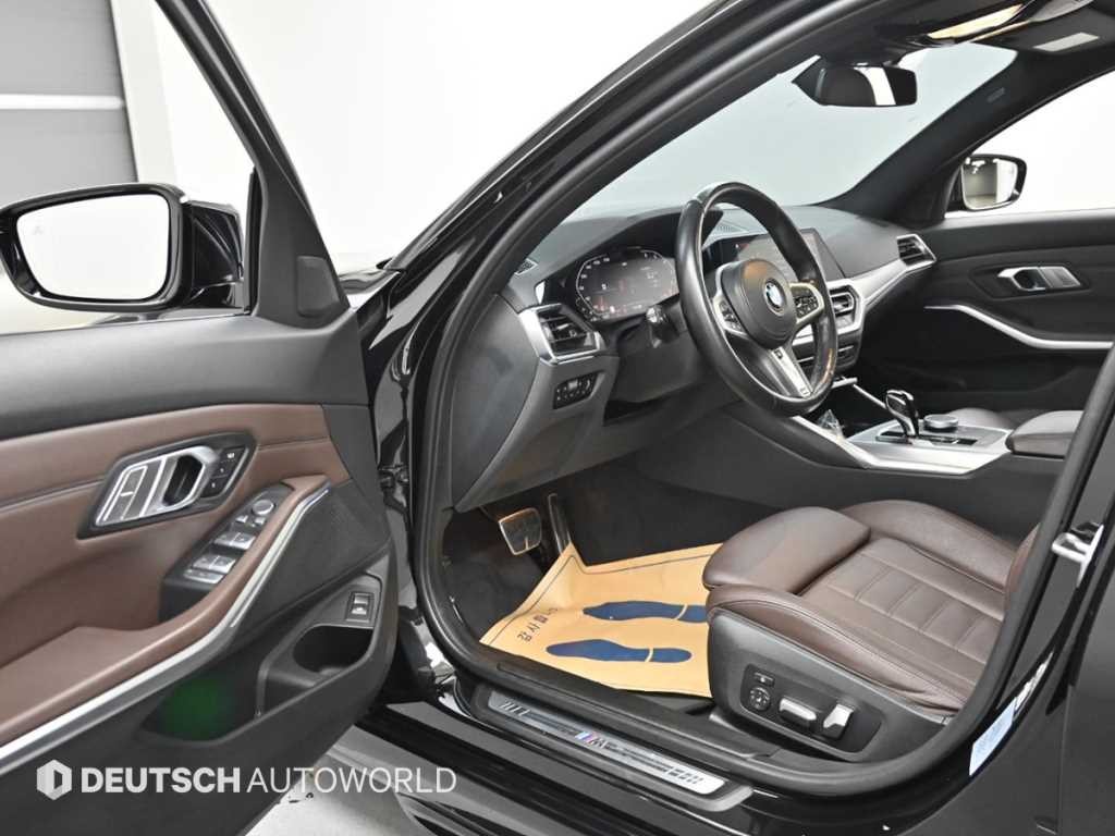 BMW 3시리즈 3시리즈 (G20) 320i 투어링 M 스포츠 이미지 11