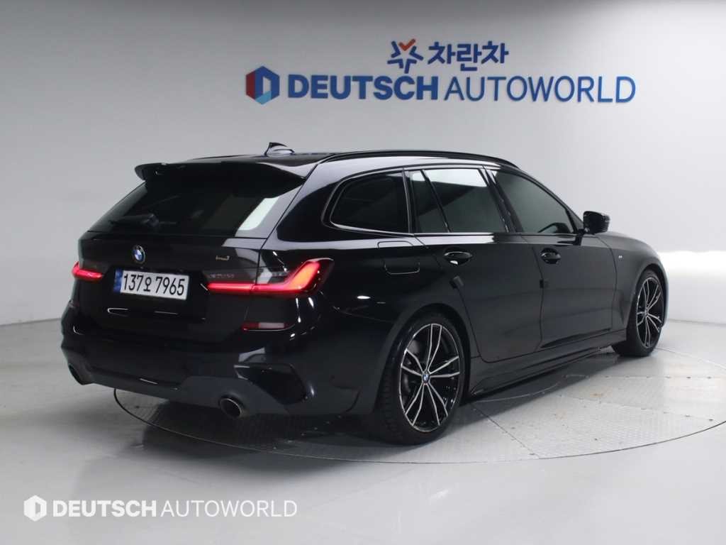 BMW 3시리즈 3시리즈 (G20) 320i 투어링 M 스포츠 이미지 2