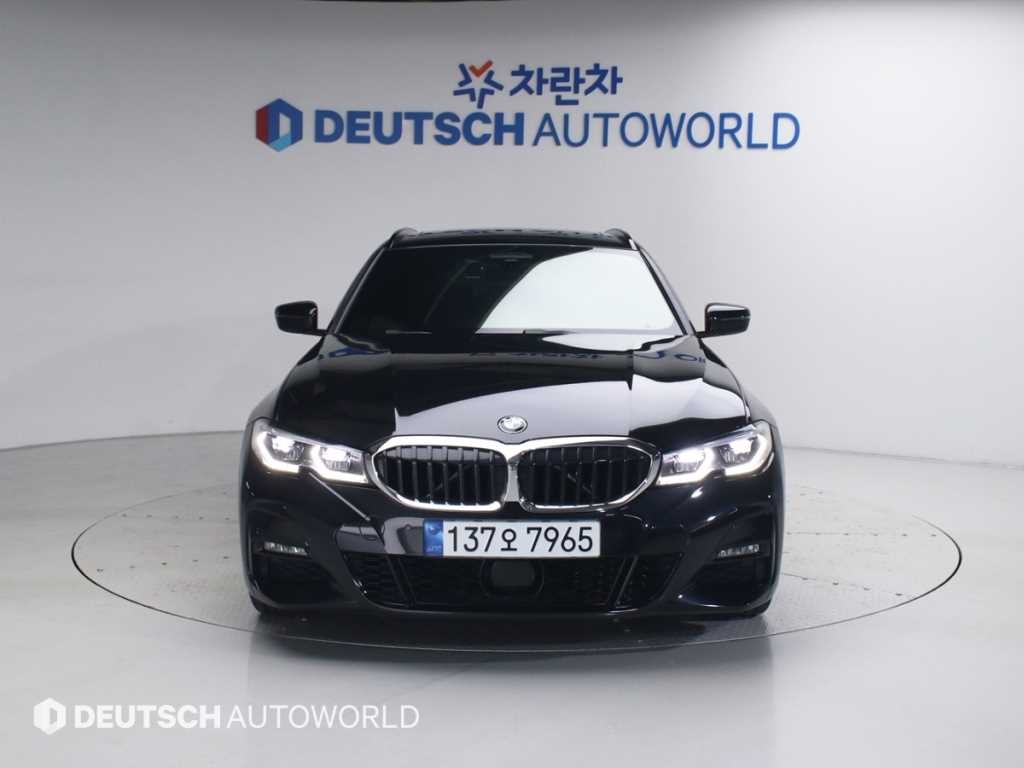 BMW 3시리즈 3시리즈 (G20) 320i 투어링 M 스포츠 이미지 3