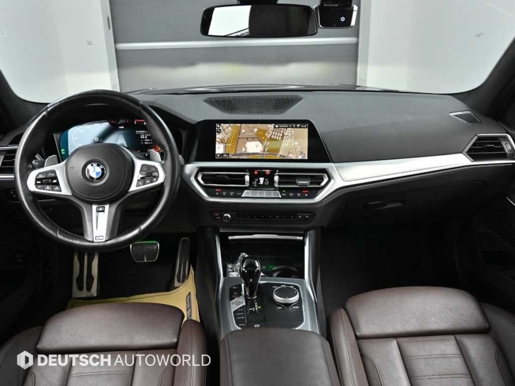 BMW 3시리즈 3시리즈 (G20) 320i 투어링 M 스포츠 이미지 7