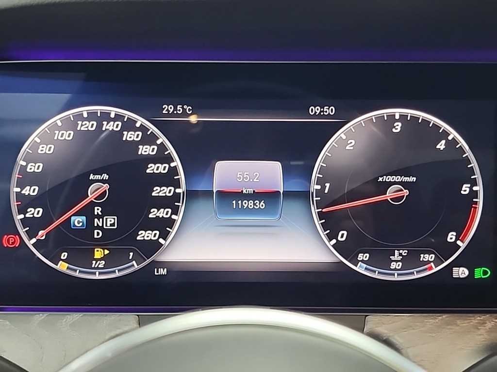 벤츠 CLS 클래스 CLS클래스 C257 CLS 400d 4MATIC 이미지 6