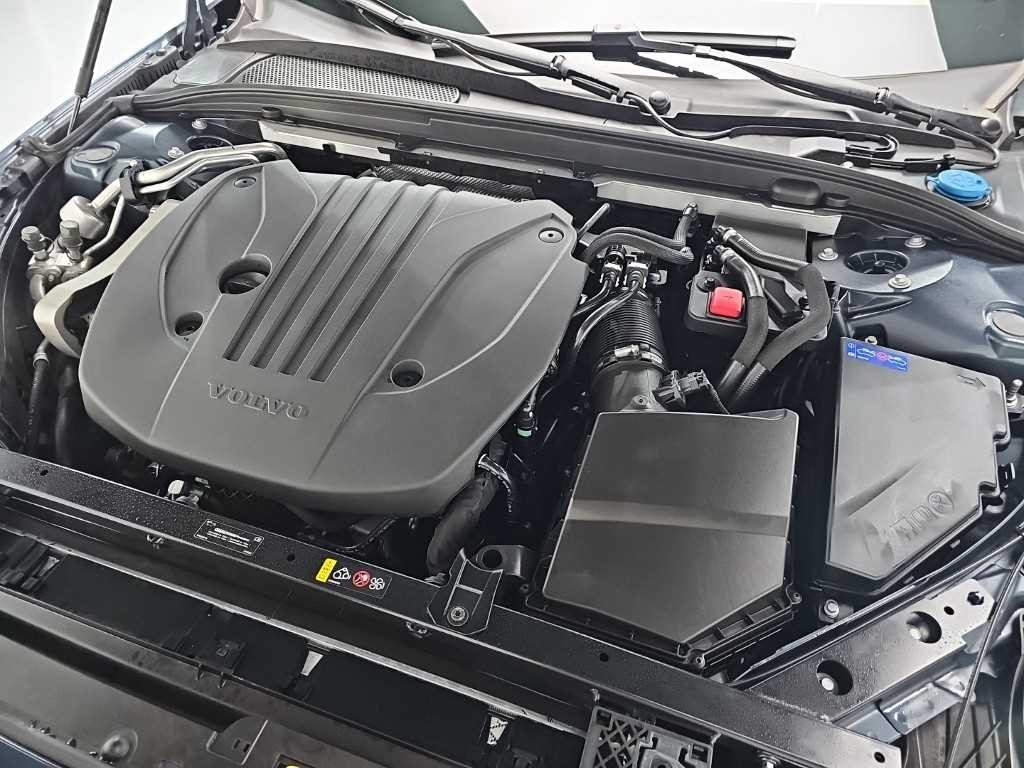 볼보 V60 V60 크로스 컨트리 2세대 2.0 B5 AWD 이미지 5