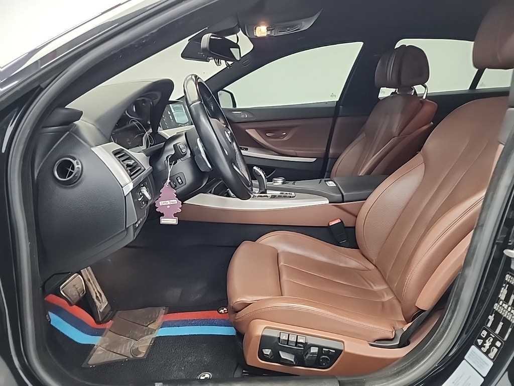BMW 6시리즈 6시리즈 (F12) 640 그란쿠페 d xDrive M 스포츠 그란쿠페 이미지 11