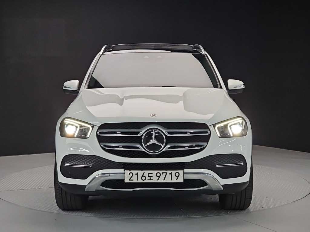 벤츠 GLE 클래스 GLE 클래스 W167 GLE 300d 4MATIC 이미지 2