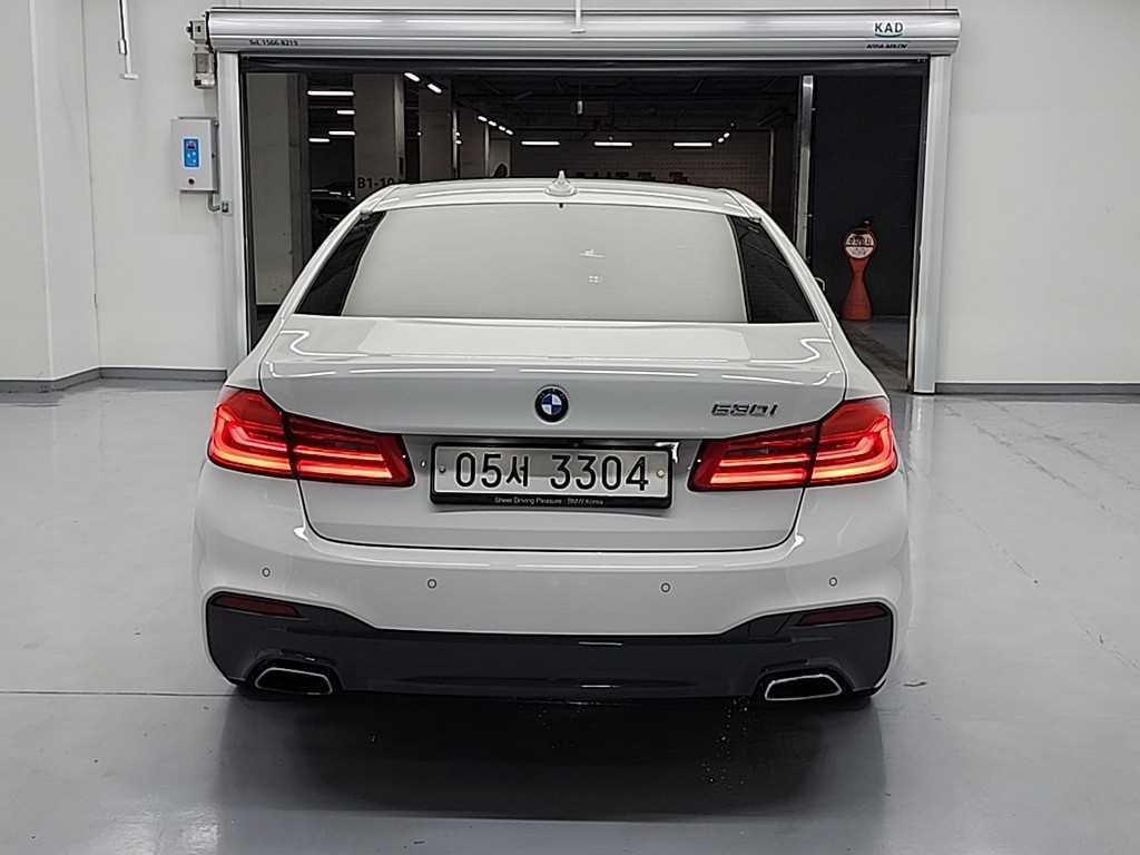 BMW 5시리즈 5시리즈 (G30) 530i M 스포츠 플러스 이미지 3