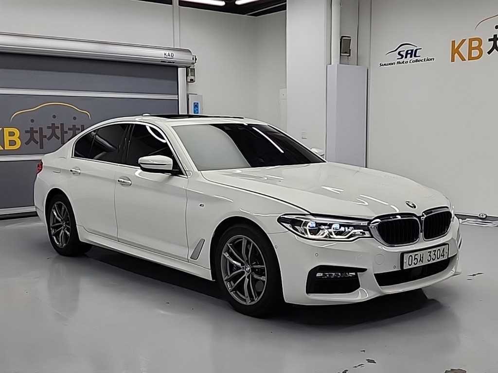 BMW 5시리즈 5시리즈 (G30) 530i M 스포츠 플러스 이미지 4