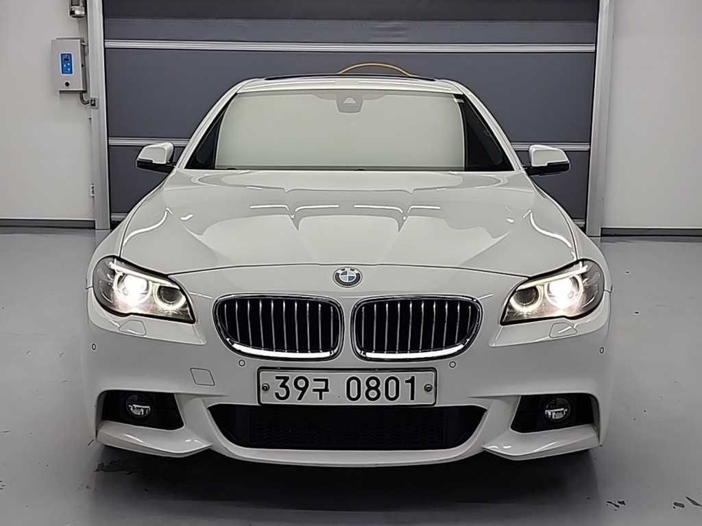 BMW 5시리즈 5시리즈 (F10) 528i xDrive M 에어로 다이나믹 이미지 2