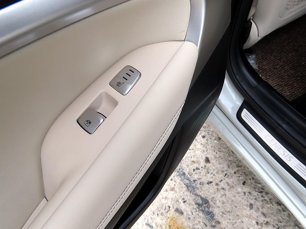 제네시스 G70 더 뉴 G70 가솔린 2.5T 4WD 이미지 16