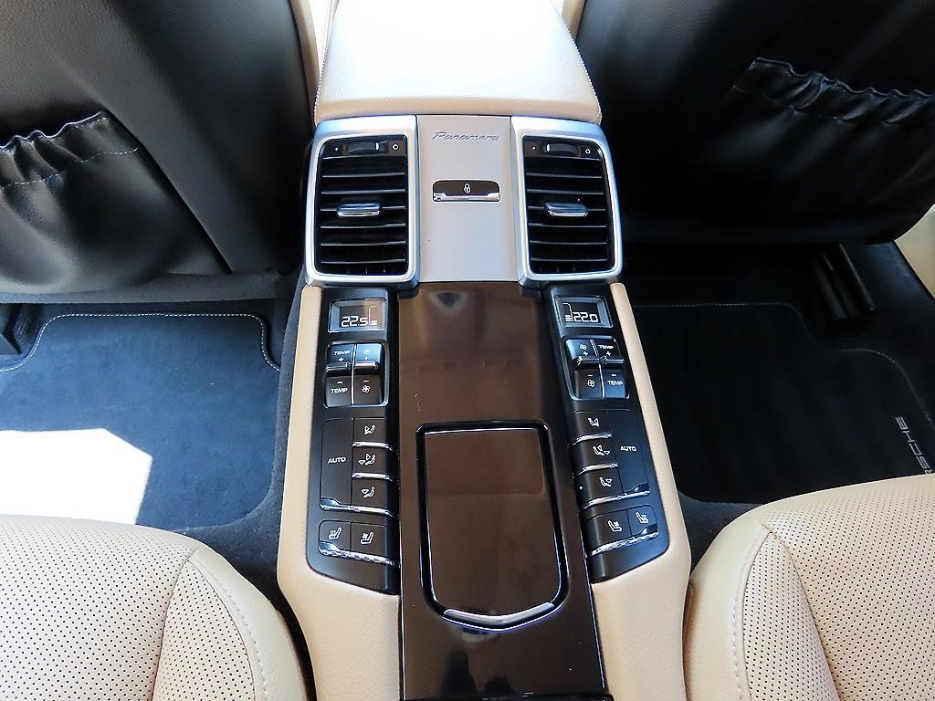 포르쉐 파나메라 3.6 AWD 에디션 970 이미지 15