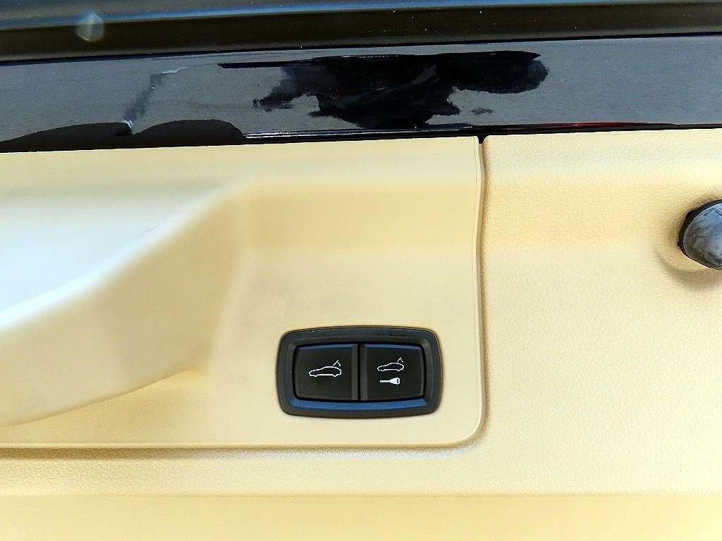 포르쉐 파나메라 3.6 AWD 에디션 970 이미지 17