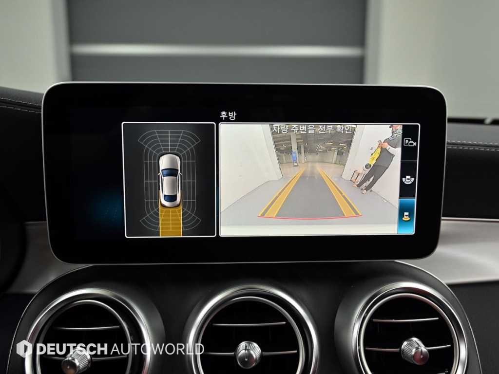 벤츠 C 클래스 C클래스 W206 C200 이미지 15