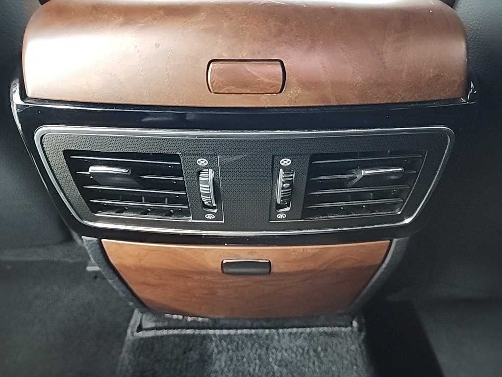 KG모빌리티(쌍용) 체어맨 뉴체어맨W 가솔린 4WD CW700 4TRONIC 프레스티지 이미지 15
