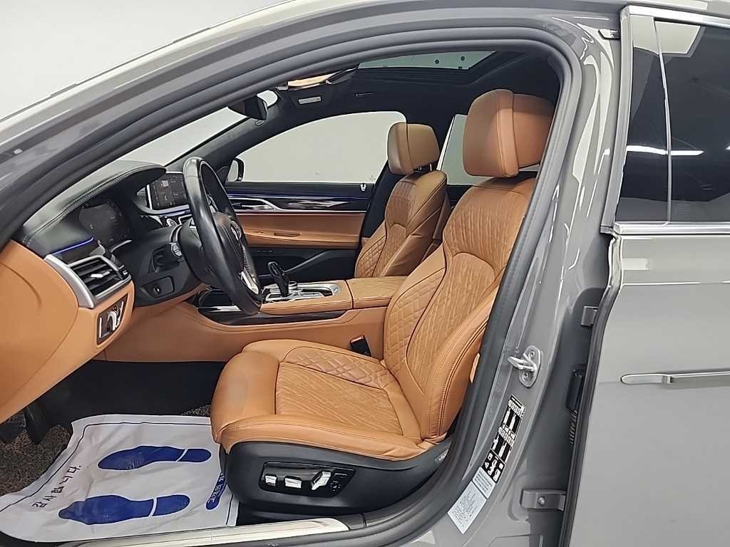 BMW 7시리즈 7시리즈 (G11) 730d xDrive M 스포츠 이미지 11