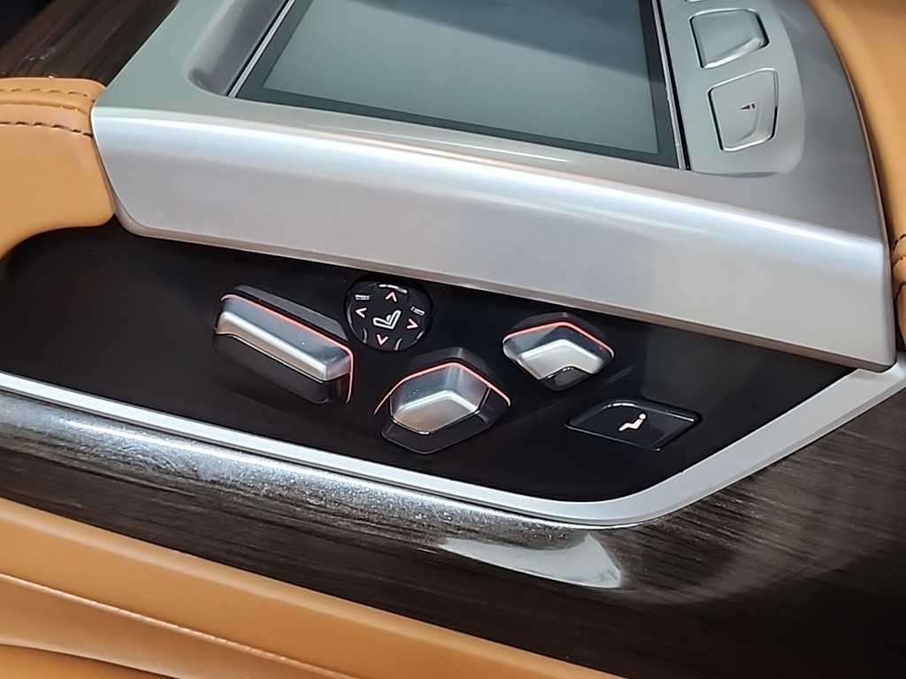 BMW 7시리즈 7시리즈 (G11) 730d xDrive M 스포츠 이미지 15