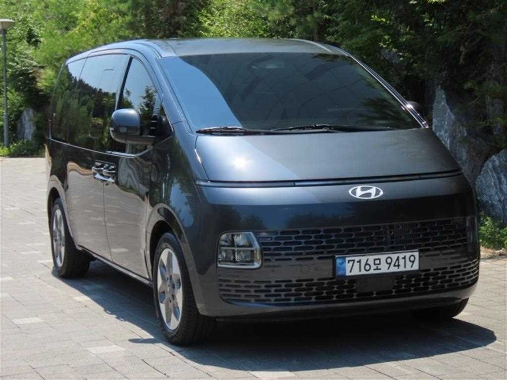 현대 스타리아 2WD 디젤 투어러 모던 11인승 이미지 2