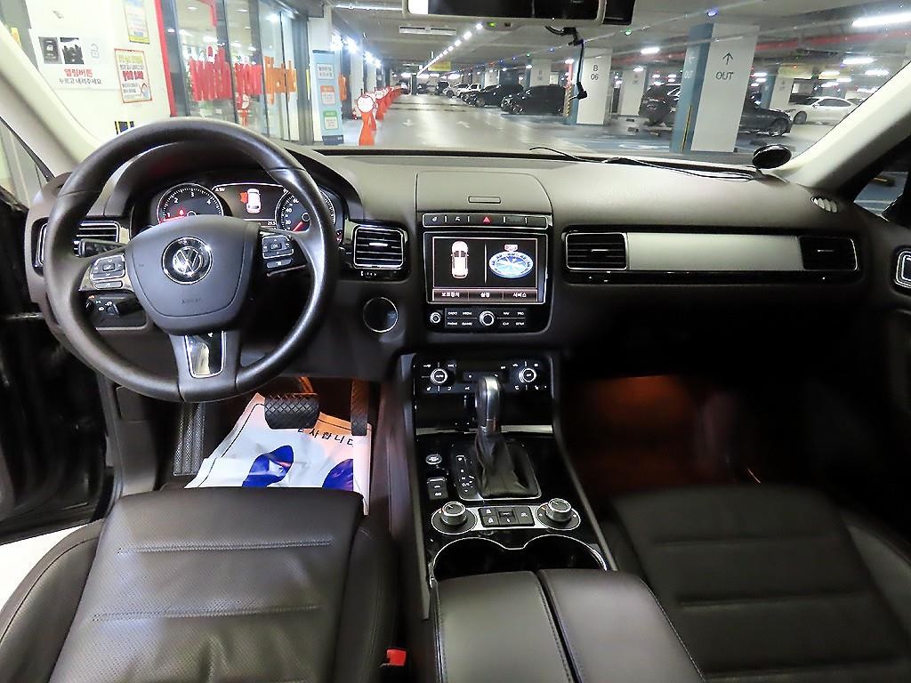 폭스바겐 투아렉 뉴 투아렉 V6 3.0 TDI 블루모션 프리미엄 이미지 10