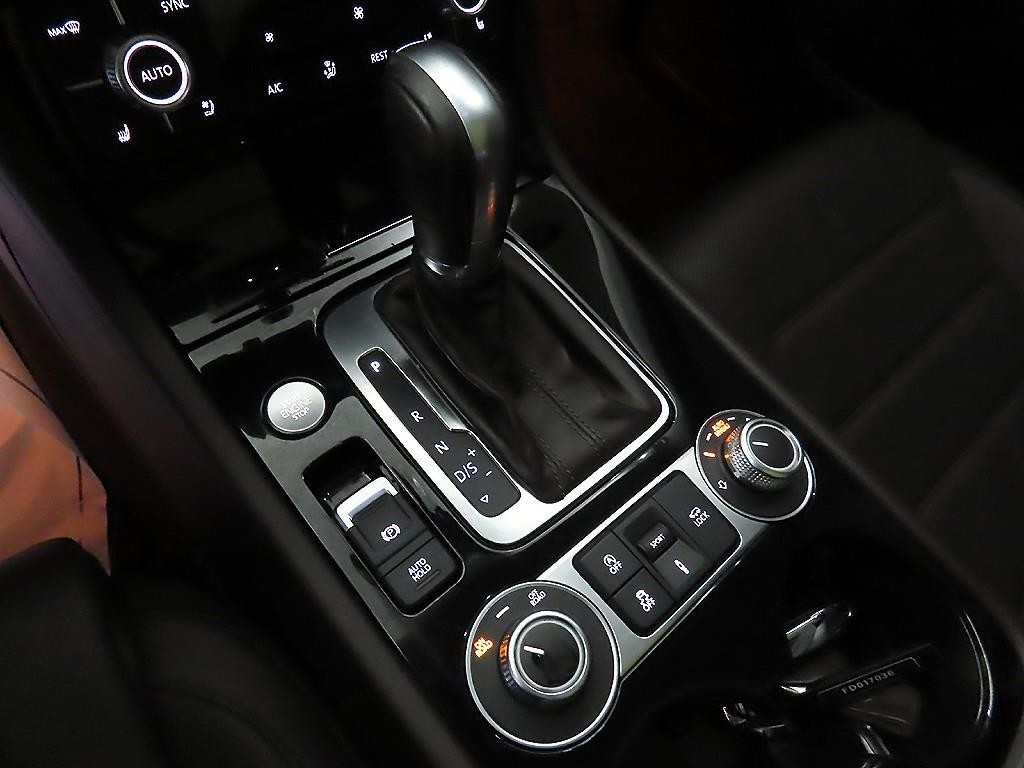 폭스바겐 투아렉 뉴 투아렉 V6 3.0 TDI 블루모션 프리미엄 이미지 12