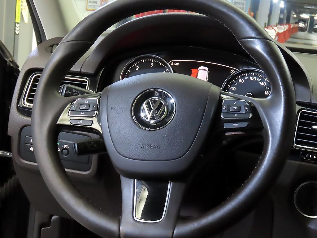 폭스바겐 투아렉 뉴 투아렉 V6 3.0 TDI 블루모션 프리미엄 이미지 8