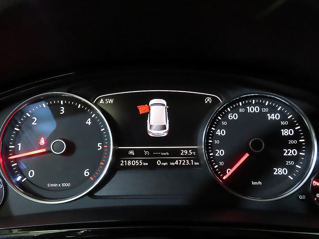 폭스바겐 투아렉 뉴 투아렉 V6 3.0 TDI 블루모션 프리미엄 이미지 9