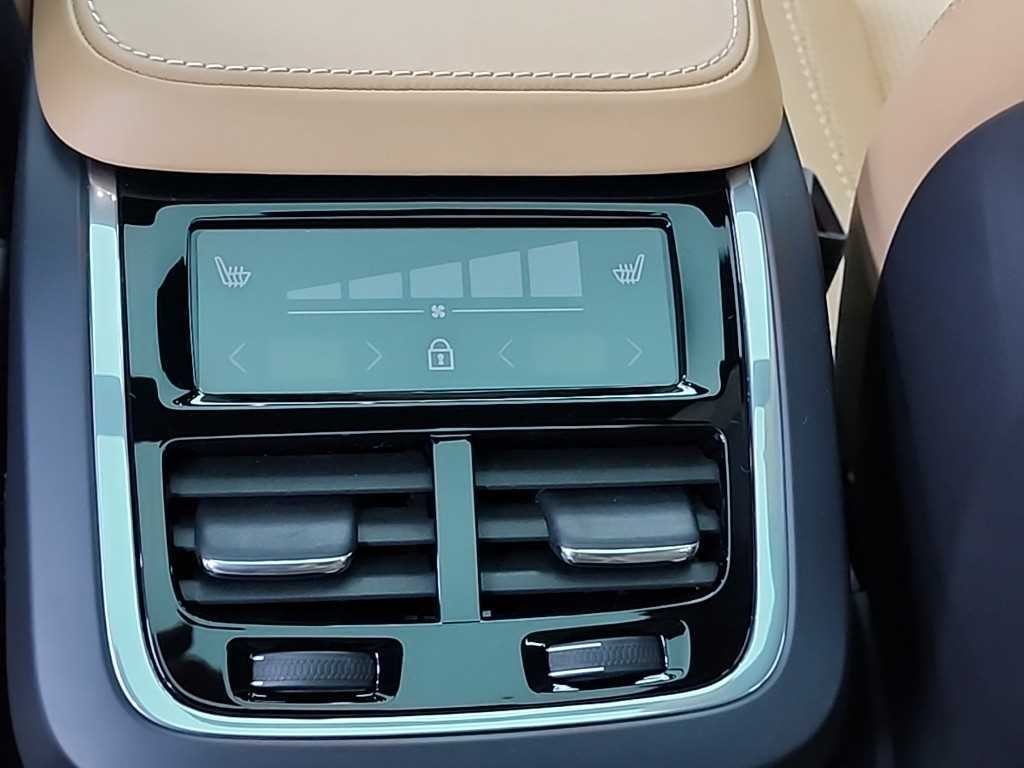 볼보 XC90 XC90 2세대 2.0 T6 AWD 인스크립션 이미지 13