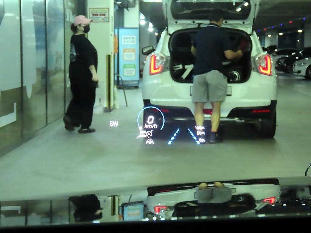 벤츠 E 클래스 E-클래스 W213 E300e 4MATIC 익스클루시브 이미지 13