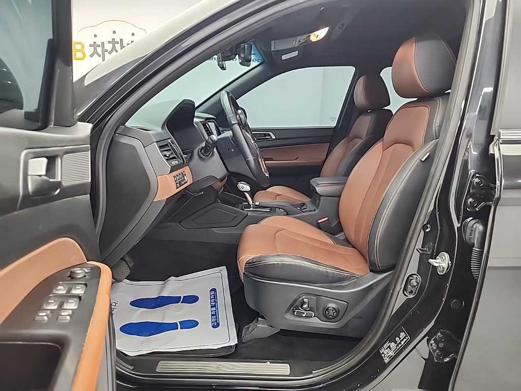 KG모빌리티(쌍용) 렉스턴 렉스턴 스포츠 칸 디젤 2.2 4WD 5링크 노블레스 이미지 11