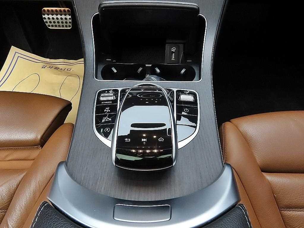 벤츠 C 클래스 C클래스 W205 C220 d 4MATIC 이미지 13