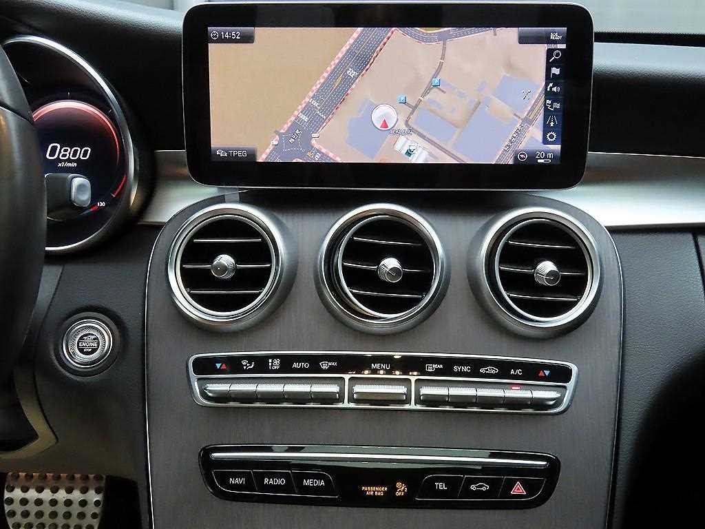 벤츠 C 클래스 C클래스 W205 C220 d 4MATIC 이미지 14