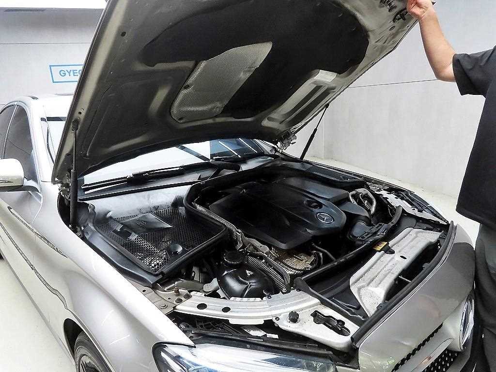 벤츠 C 클래스 C클래스 W205 C220 d 4MATIC 이미지 19