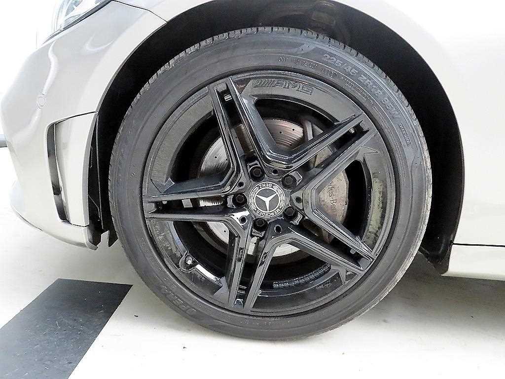 벤츠 C 클래스 C클래스 W205 C220 d 4MATIC 이미지 20
