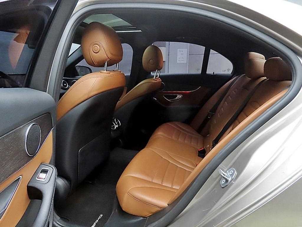 벤츠 C 클래스 C클래스 W205 C220 d 4MATIC 이미지 6