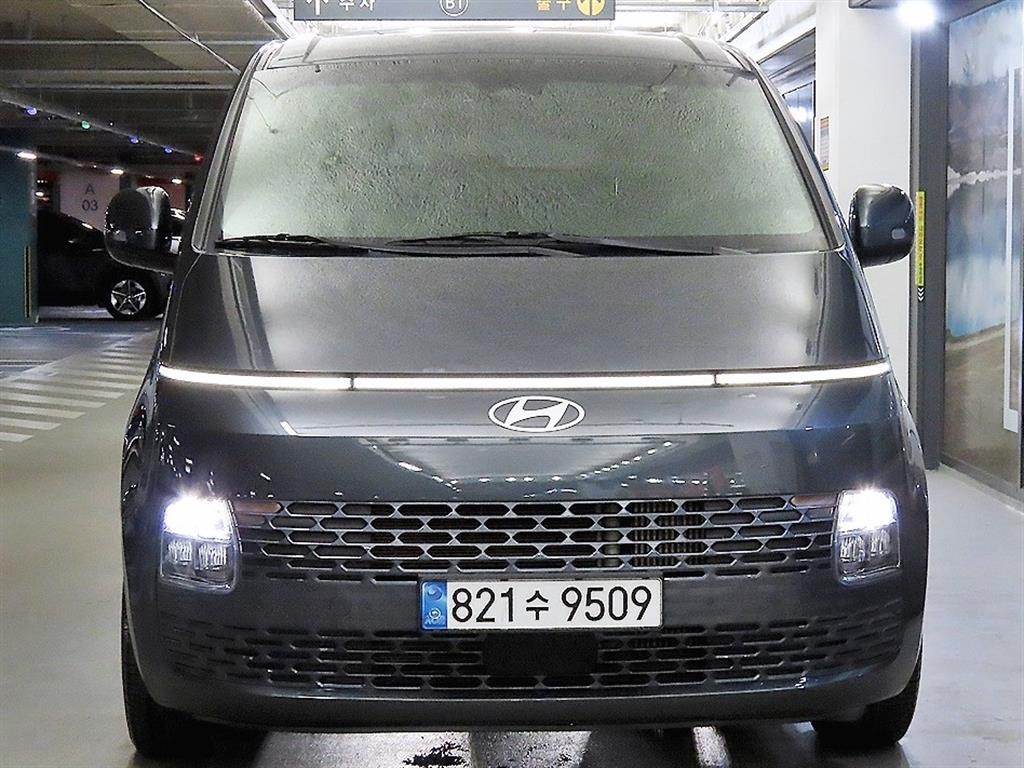 현대 스타리아 2WD 디젤 카고 모던 3인승 이미지 2