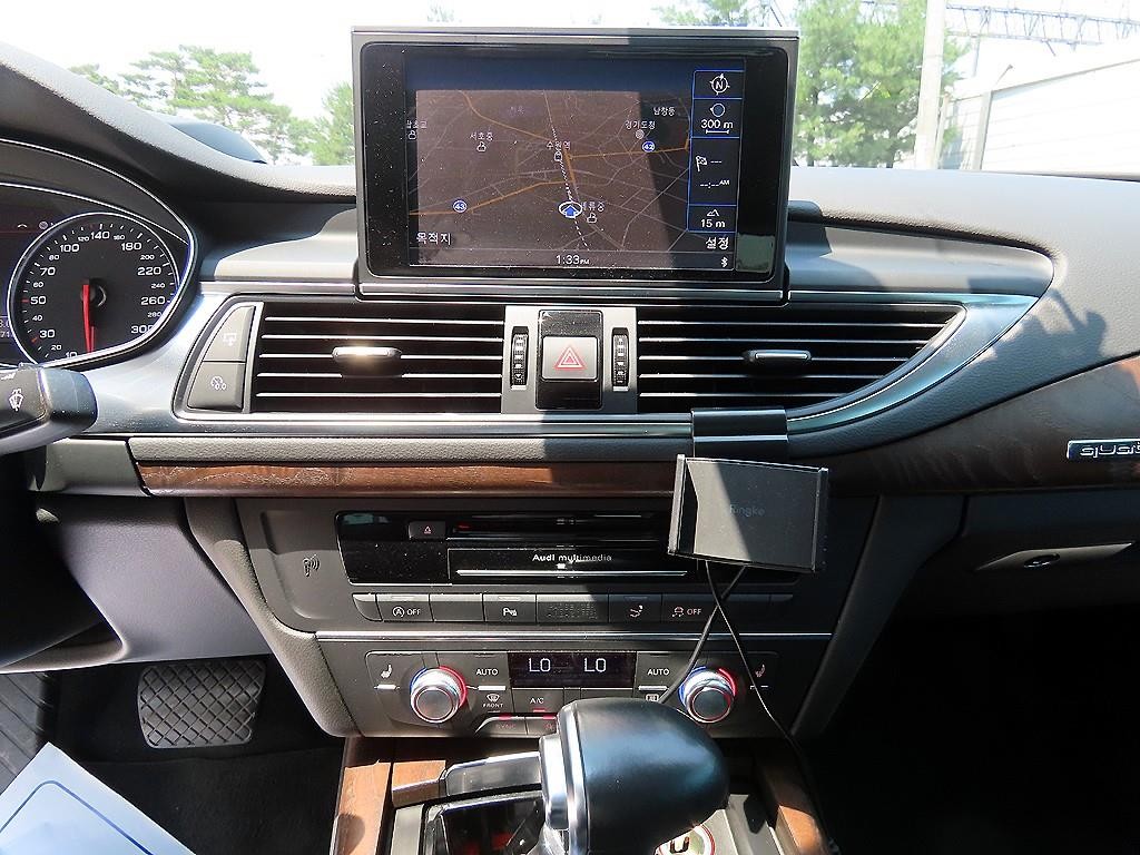아우디 A7 50 TFSI 콰트로 이미지 12